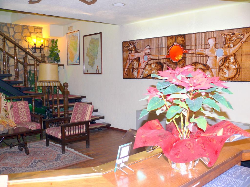 Hotel Restaurante Las Galias Zuera Eksteriør billede